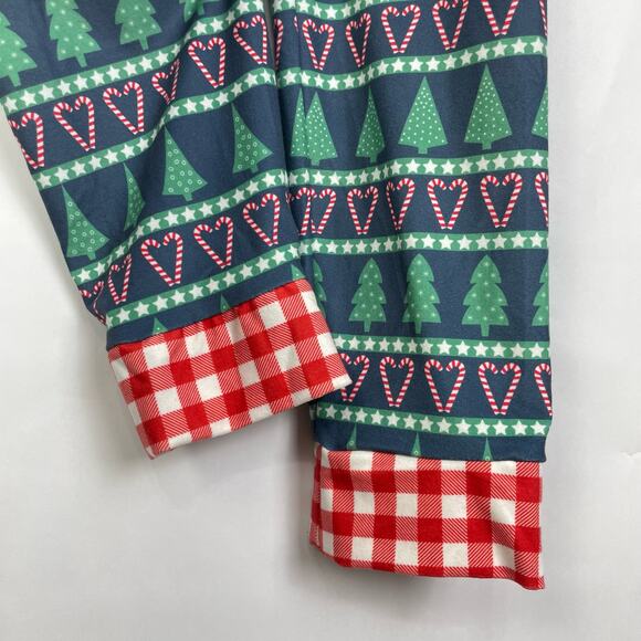 Sugar Bee Boutique | Christmas Tree & Candy Cane Mommy Skinny Leg Pajama Set - Picture 12 of 13